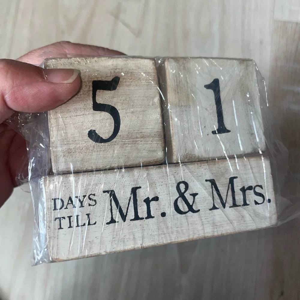 Wooden Rustic Wedding Day Count Down Blocks for Dresser/Desk